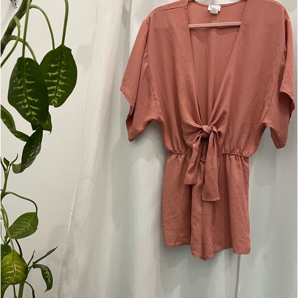 Lani California Tie Front Plunge  Beach Romper Size Small - Picture 1 of 2